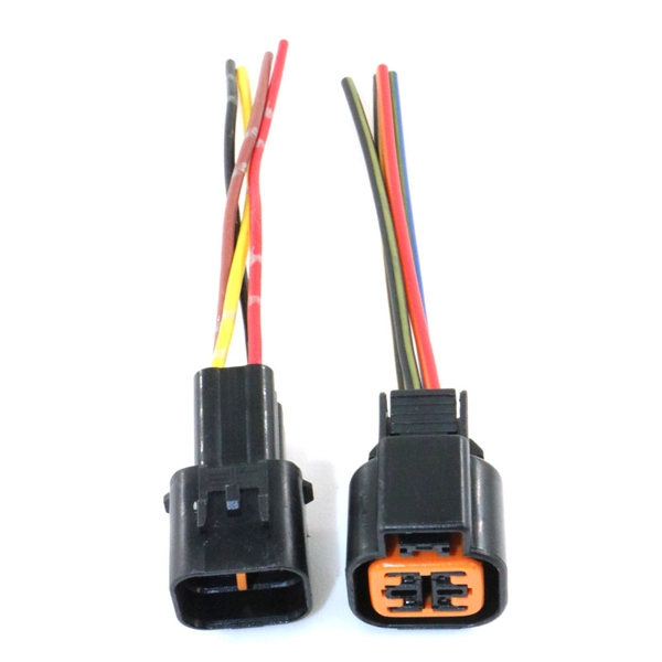 What material is the fiber optic splice box made of