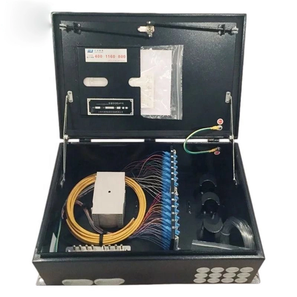 Mobile communication base stations have fixed optical cables
